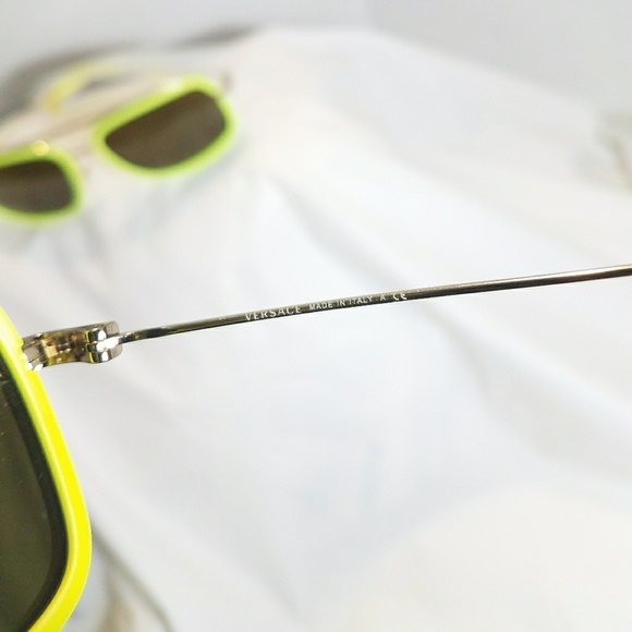 Versace volt green neon yellow sunglasses - Picture 7 of 10
